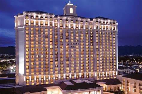 top hotels in usa.